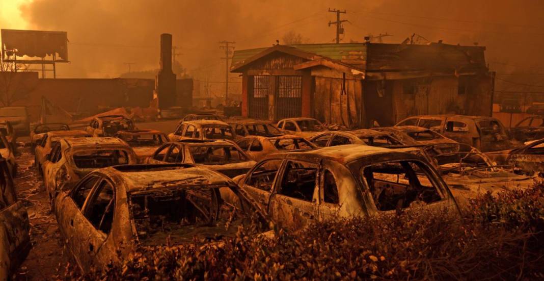 Los Angeles kabusu yaşıyor! 200 bin kişi için tahliye emri 5